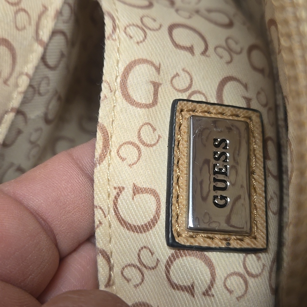 GUESS Beige and Brown Shoulder Bag - Picture 3 of 5